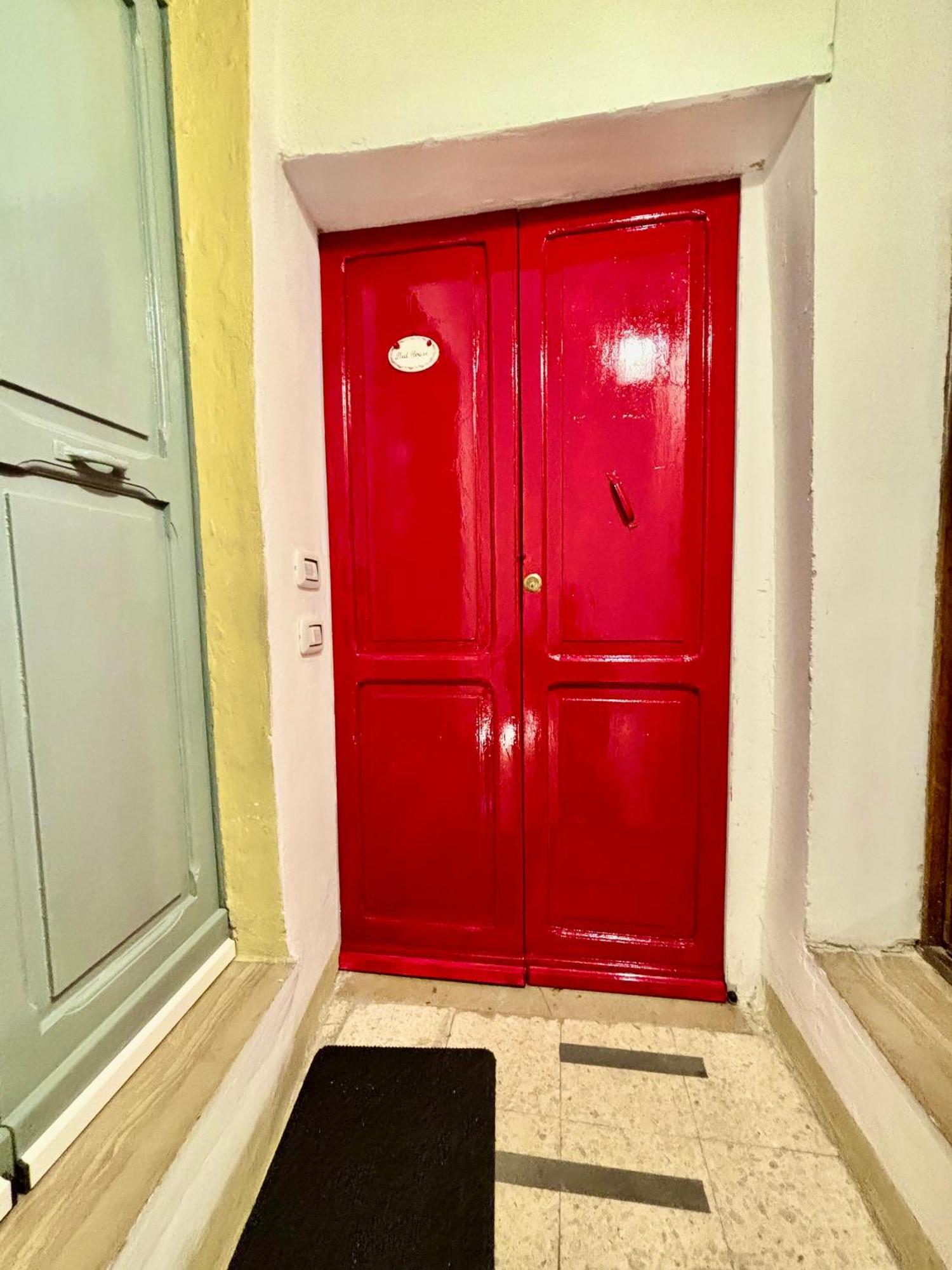 Red House Apartment Gubbio Exterior photo