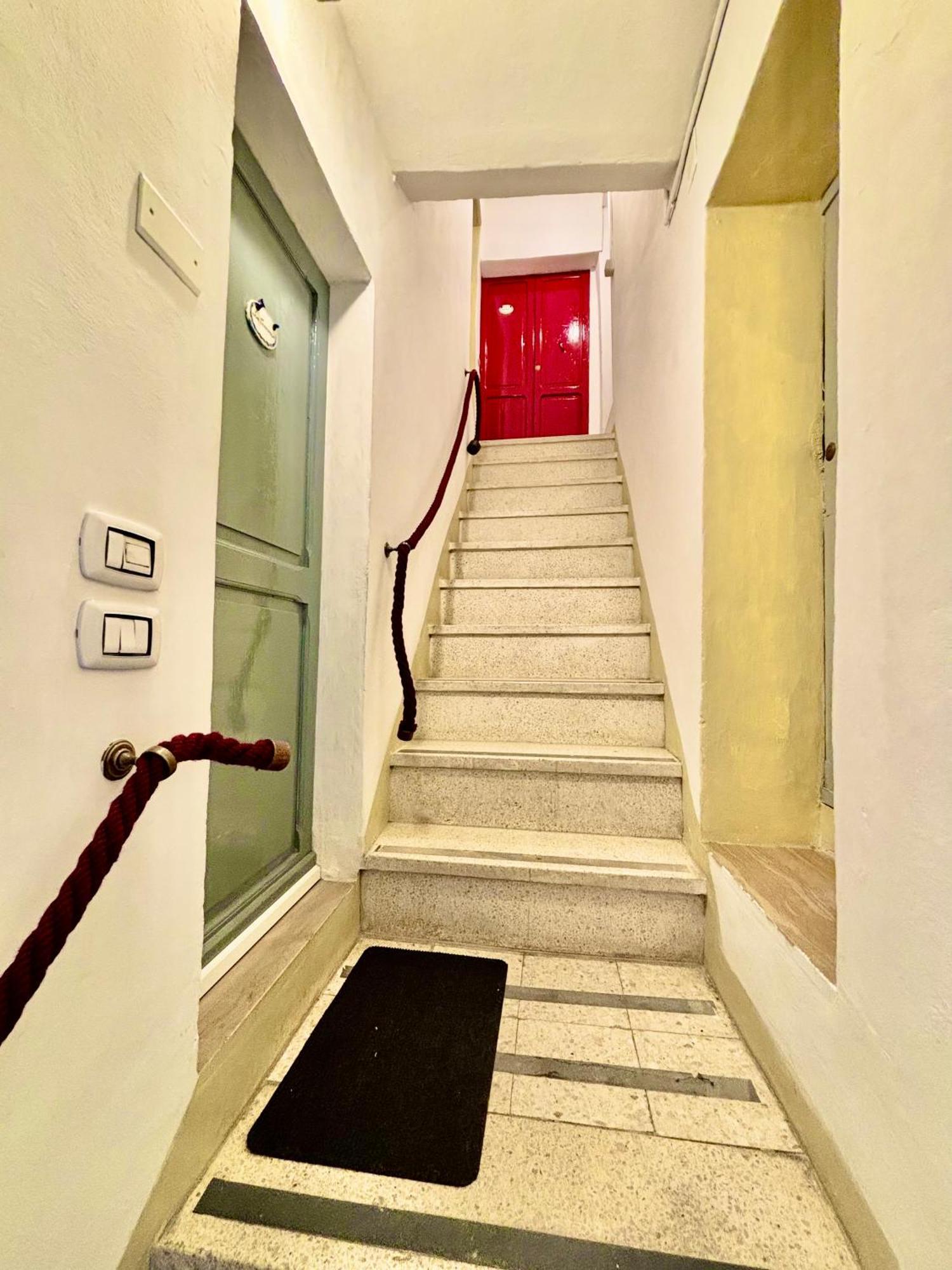 Red House Apartment Gubbio Exterior photo